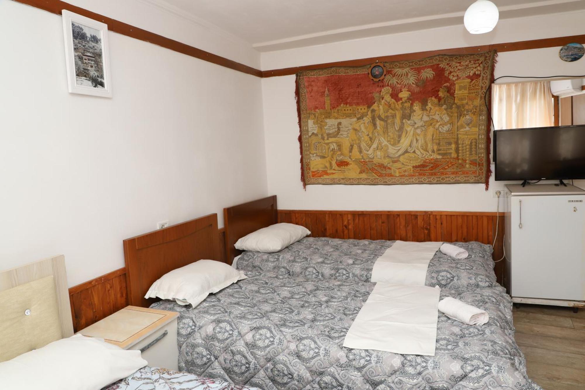 Elvi Aerd Apartment Berat Exterior foto